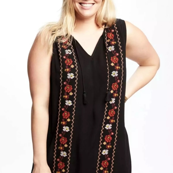 Old Navy Black Crepe Boho Floral Dress w Tassels - Picture 3 of 10